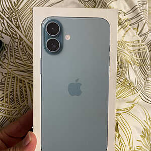 iPhone 16 Plus