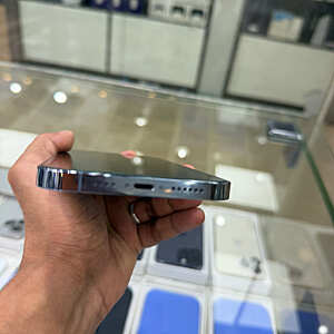 آيفون ١٣ برو