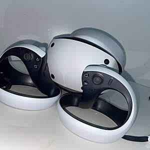 2 بلاي ستيشن في آر