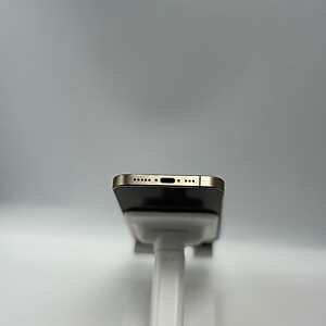 آيفون ١٥ برو