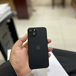 iPhone 15 Plus