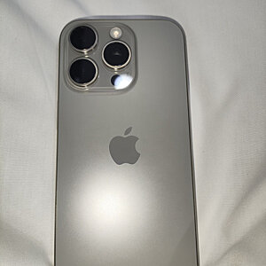 iPhone 16 Pro