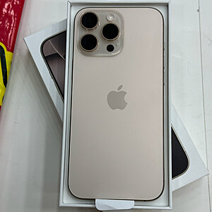 iPhone 16 Pro Max