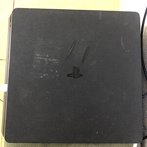 Playstation 4 Slim