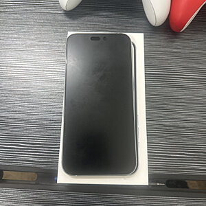 iPhone 15 Plus