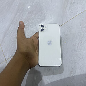 iPhone 11