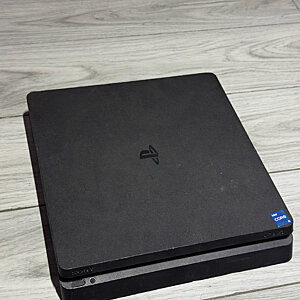 Playstation 4 Slim