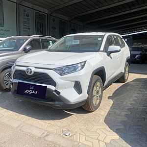 RAV 4