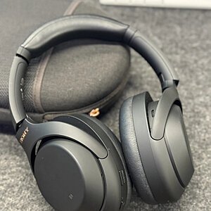 Sony WH-1000XM4