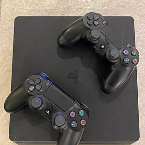 Playstation 4 Slim