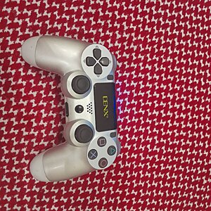 Playstation Dualshock 4