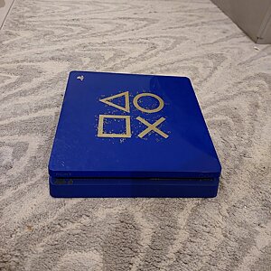 Playstation 4 Slim