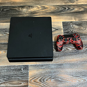 Playstation 4 Slim