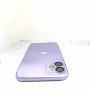 iPhone 11