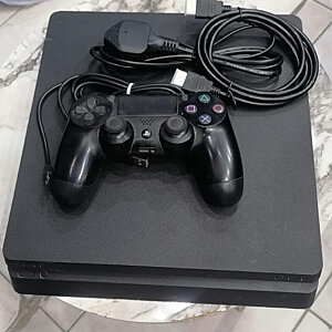 Playstation 4 Slim