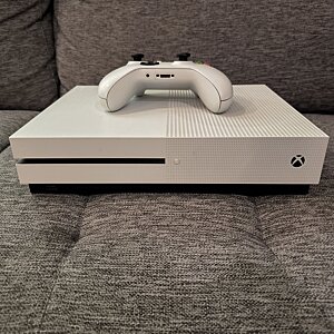 Xbox One S