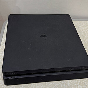 Playstation 4 Slim