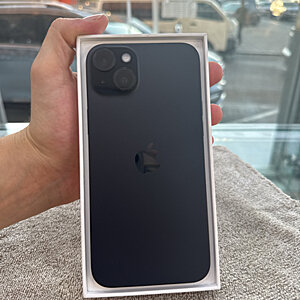 iPhone 15 Plus