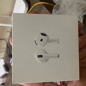 AirPods 4 With Active Noise Cancellation