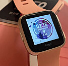 Fitbit Versa - Model type 1, Screen size 34 mm, Connectivity GPS, Color Rose Gold