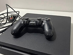 Playstation 4 Slim